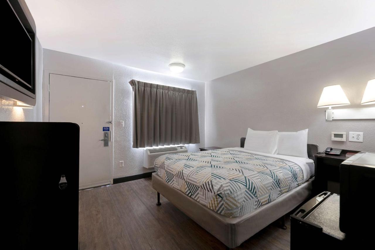 Motel 6-San Antonio, Tx - West Seaworld Eksteriør bilde