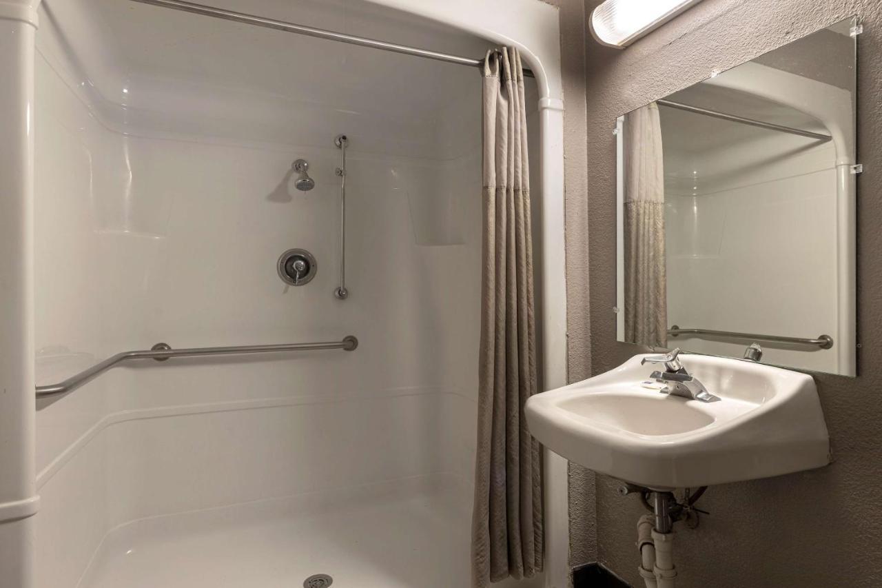 Motel 6-San Antonio, Tx - West Seaworld Eksteriør bilde